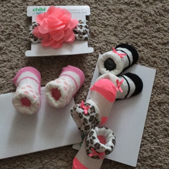 child of mine Other - Lot of Girls Booties and Bow —0-6m